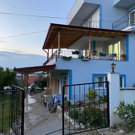 3 Km From Bozcaada Pier, In Touch With Nature Appartement